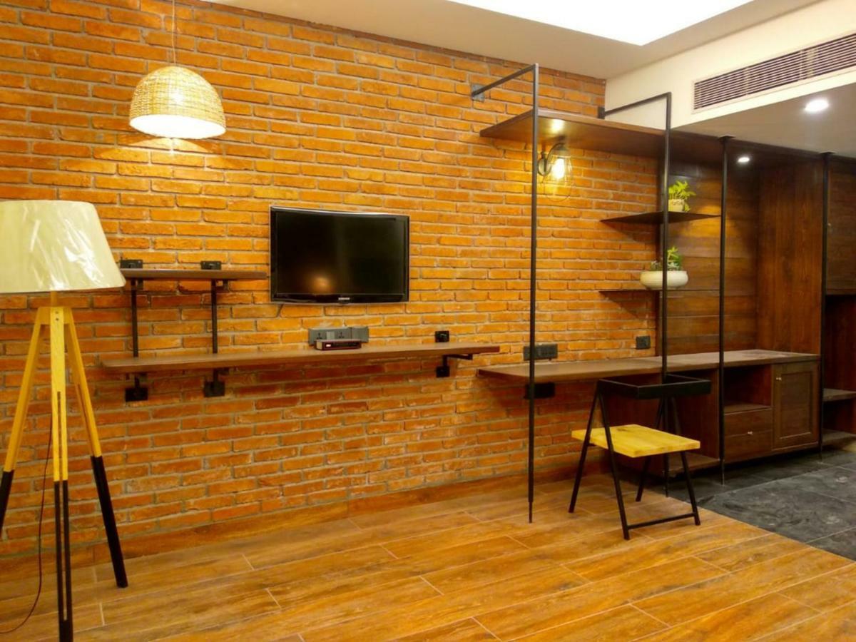 Virohaa Hotel Nuova Delhi Esterno foto